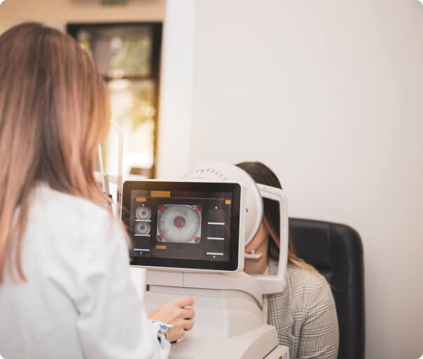 doctor scanning patients eyes at Positive Eye Ons