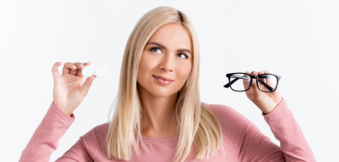 Contacts vs. Glasses: Which is Right for Your Lifestyle?